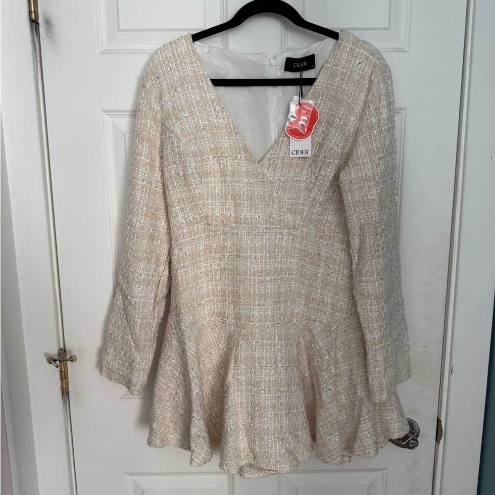 Chic Beige Long Sleeve Dress